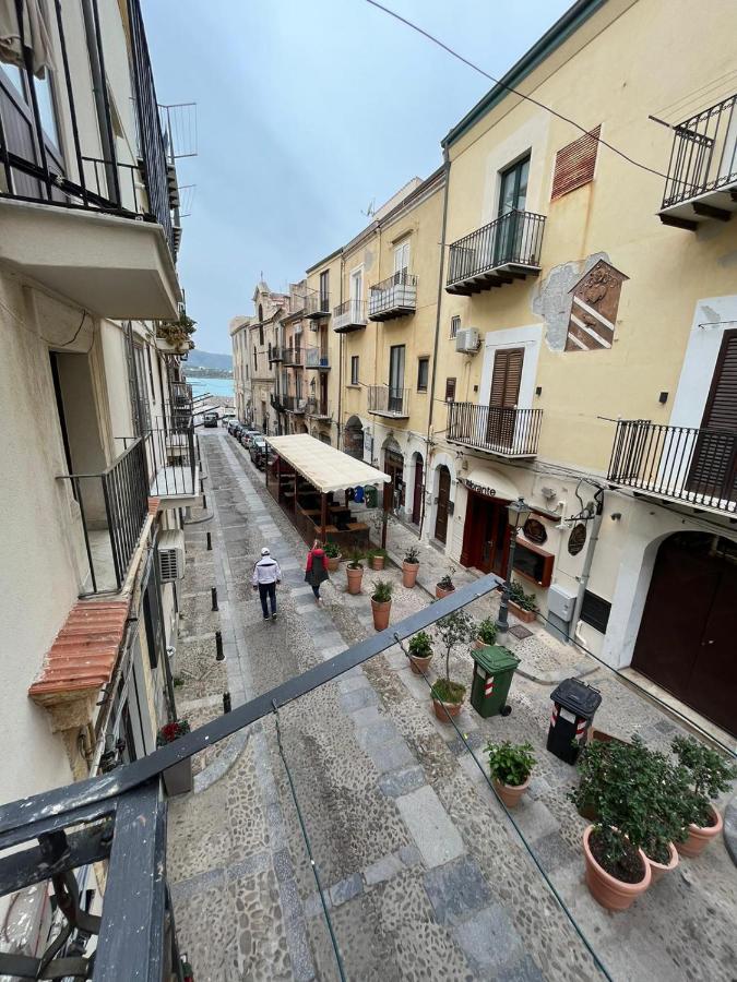 Casa Vacanza Adorno تْشيفالو المظهر الخارجي الصورة